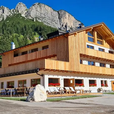Lejlighedshotel Alpenrose *