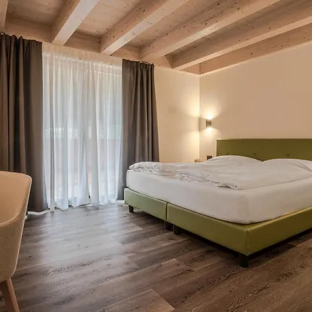 Alpenrose ミズリーナ