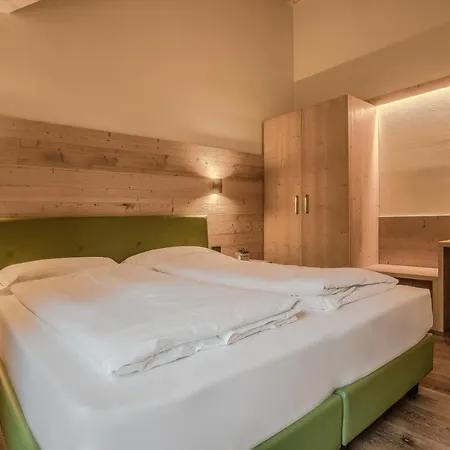 Alpenrose ミズリーナ