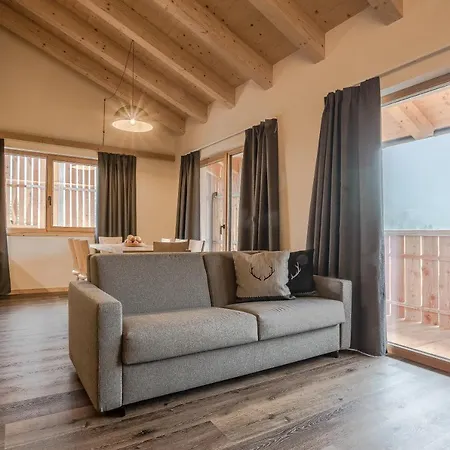 アパートホテル Alpenrose