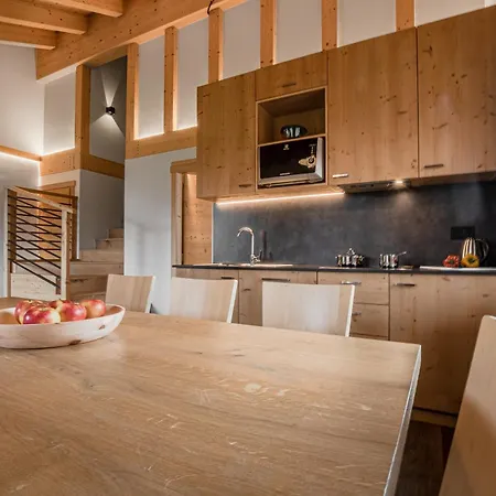 アパートホテル Alpenrose